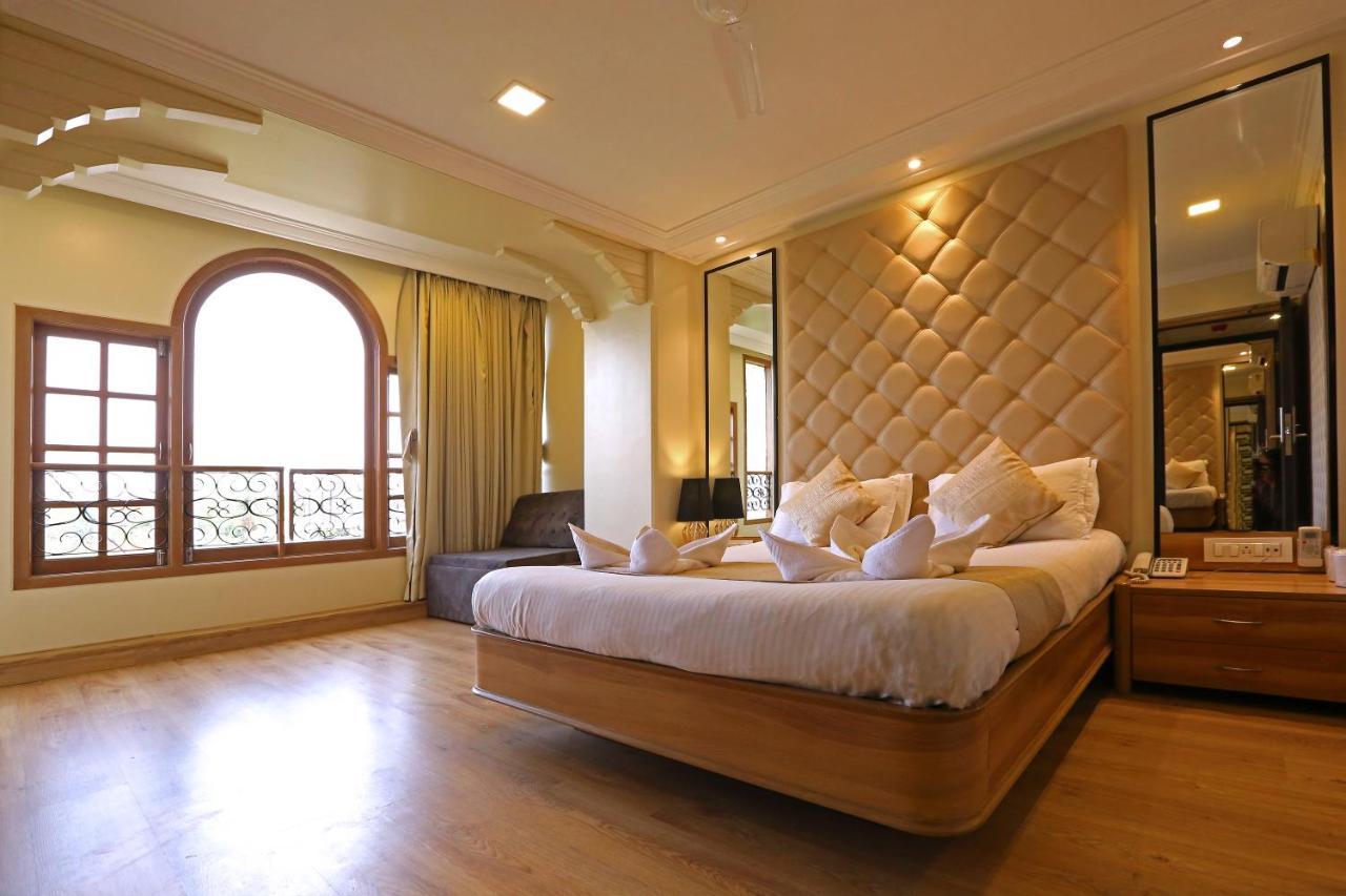 Gulf Hotel Mumbai- The Boutique Hotel Colaba Mumbai Luaran gambar