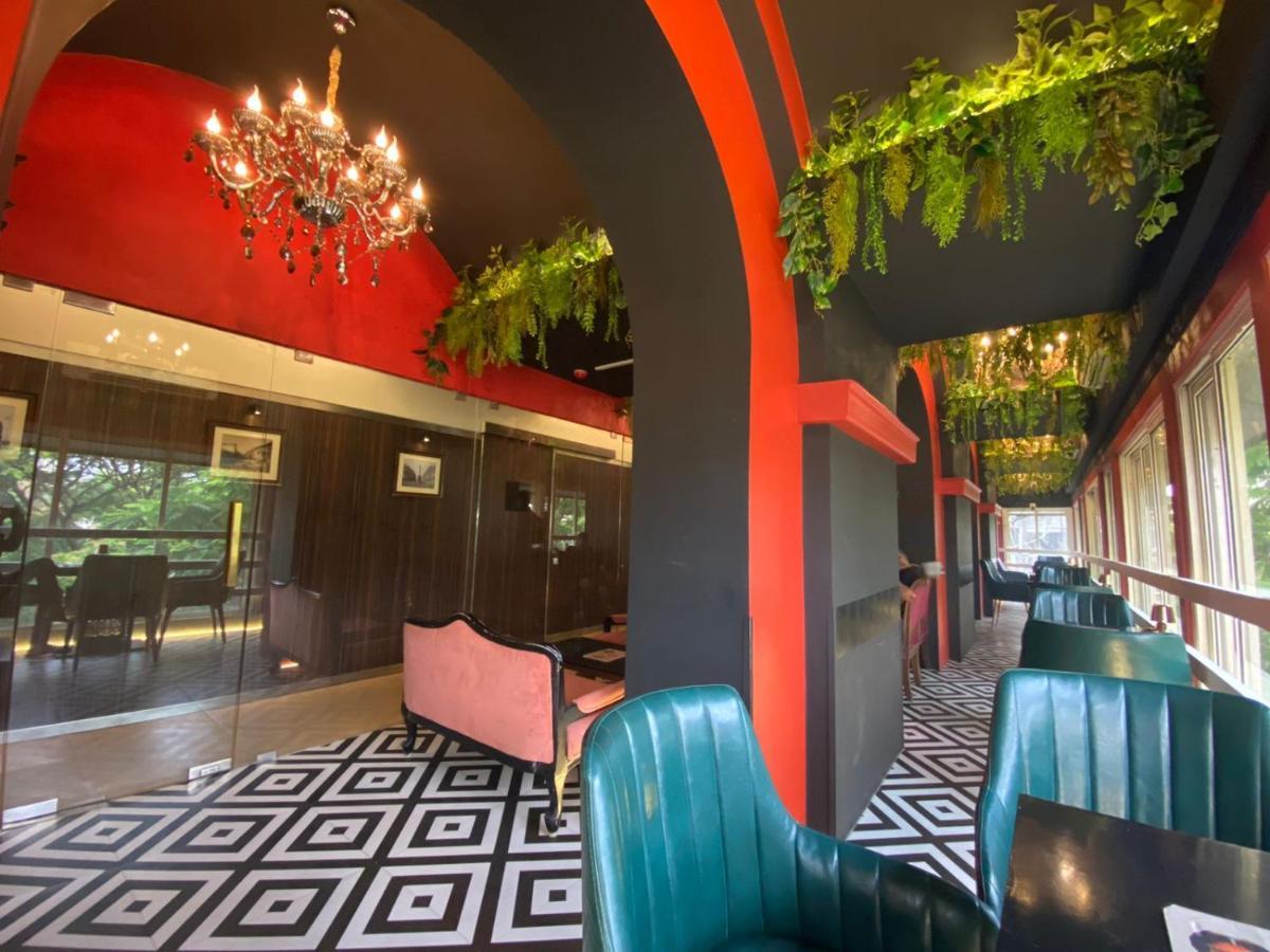Gulf Hotel Mumbai- The Boutique Hotel Colaba Mumbai Luaran gambar