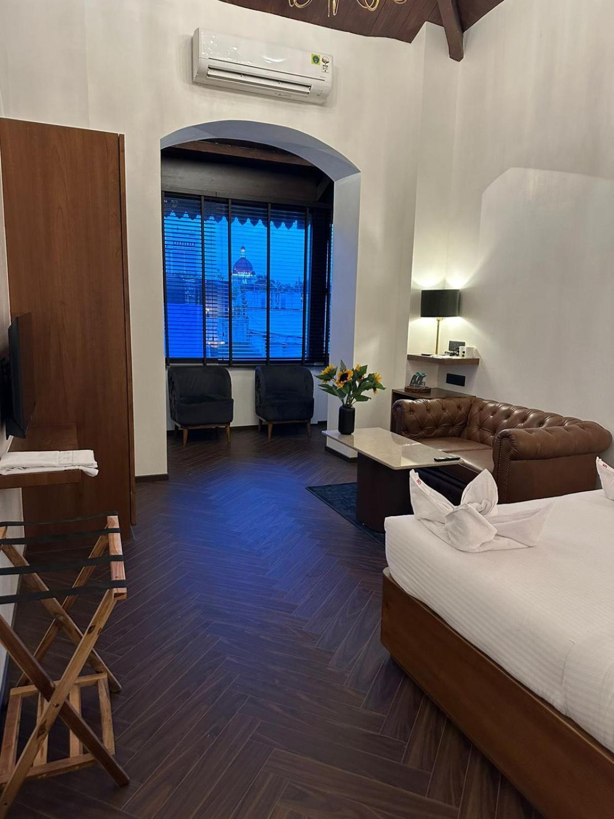 Gulf Hotel Mumbai- The Boutique Hotel Colaba Mumbai Luaran gambar
