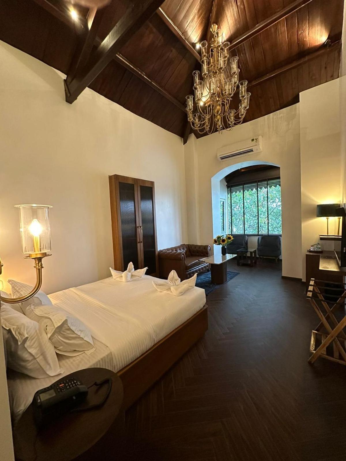 Gulf Hotel Mumbai- The Boutique Hotel Colaba Mumbai Luaran gambar