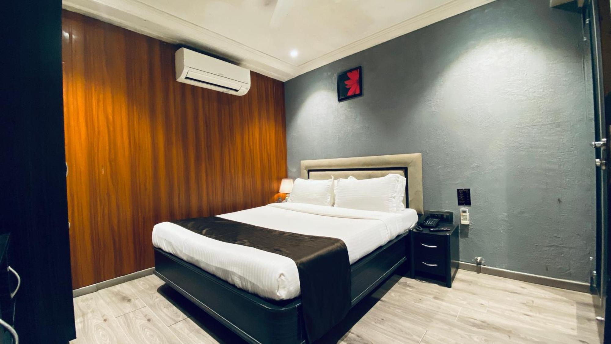 Gulf Hotel Mumbai- The Boutique Hotel Colaba Mumbai Luaran gambar